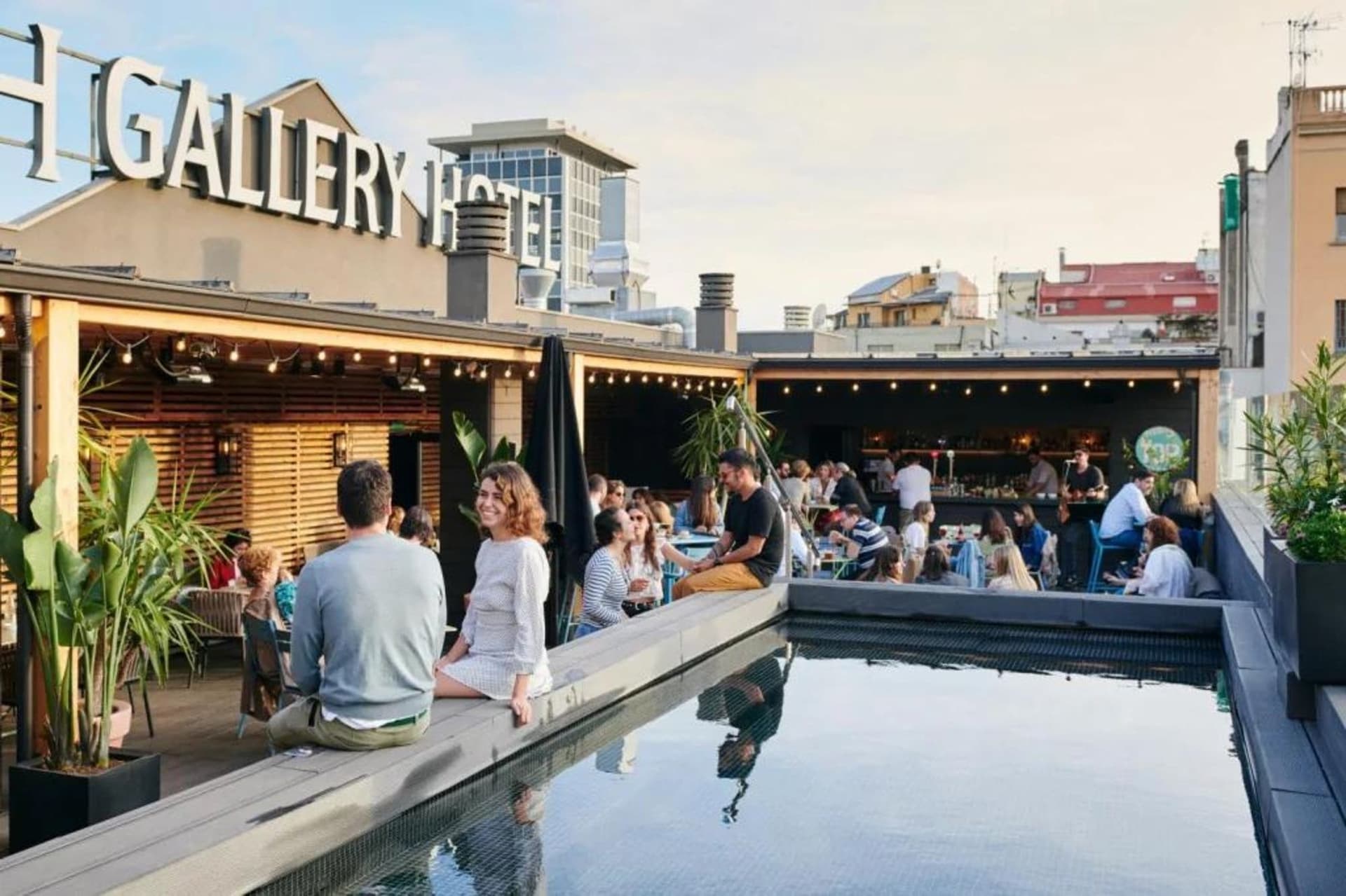 Gallery Hotel