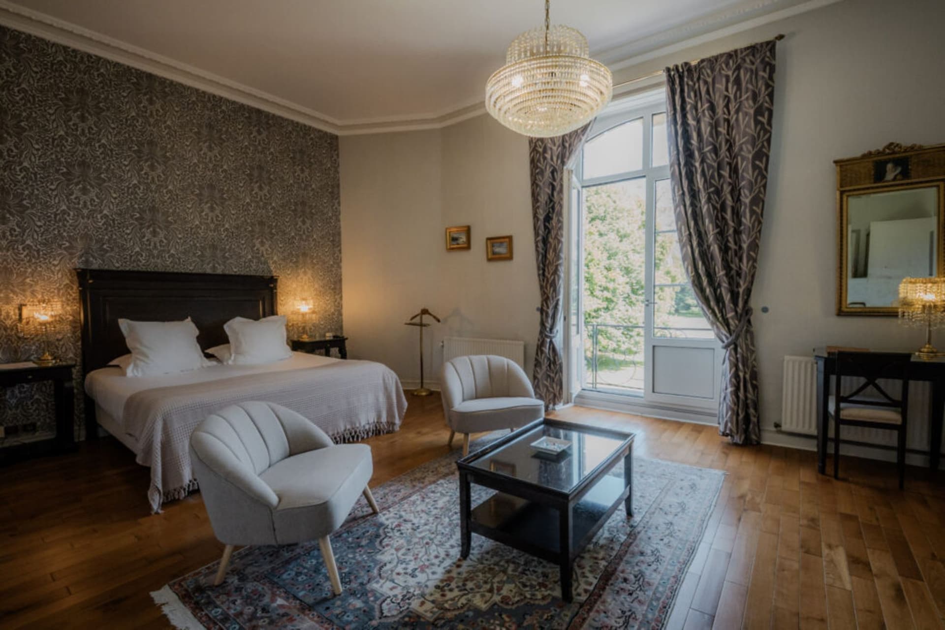 Grand Hôtel Château de Sully (4 Star)