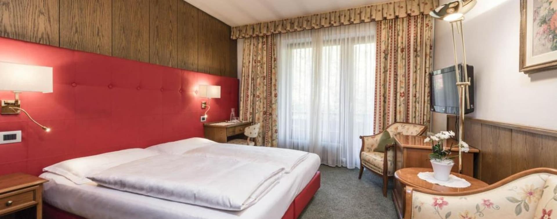 Hotel Grüner Baum (4 Star)