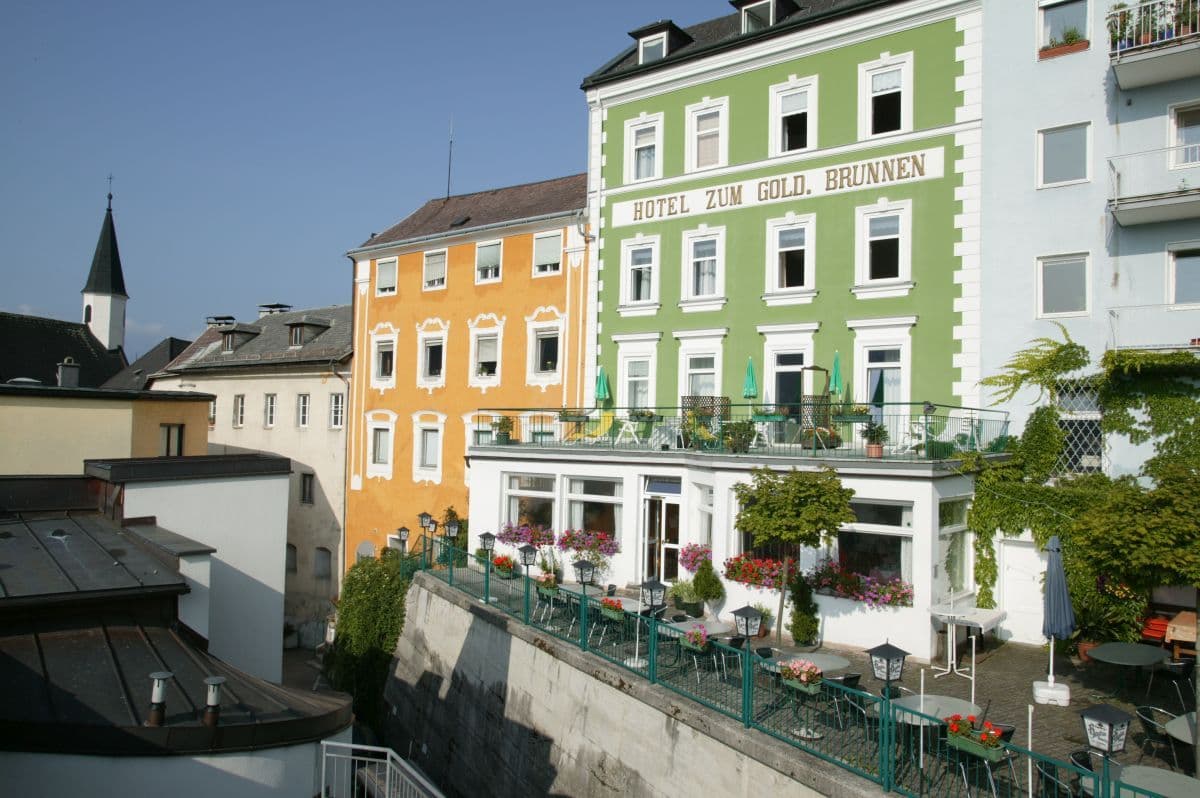 Hotel Keramikhotel Goldener Brunnen (3-star)