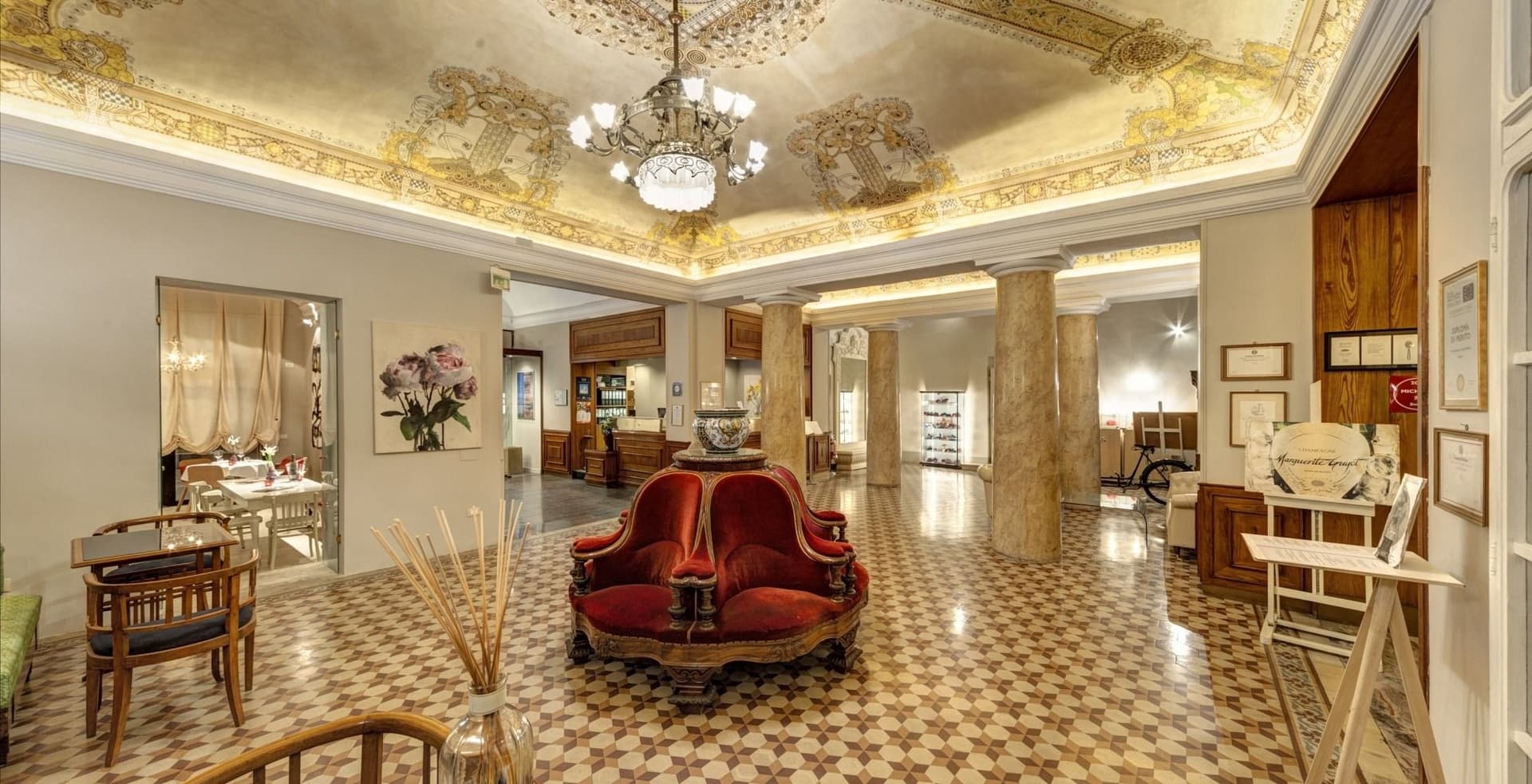 Hotel Vittoria (4-star)