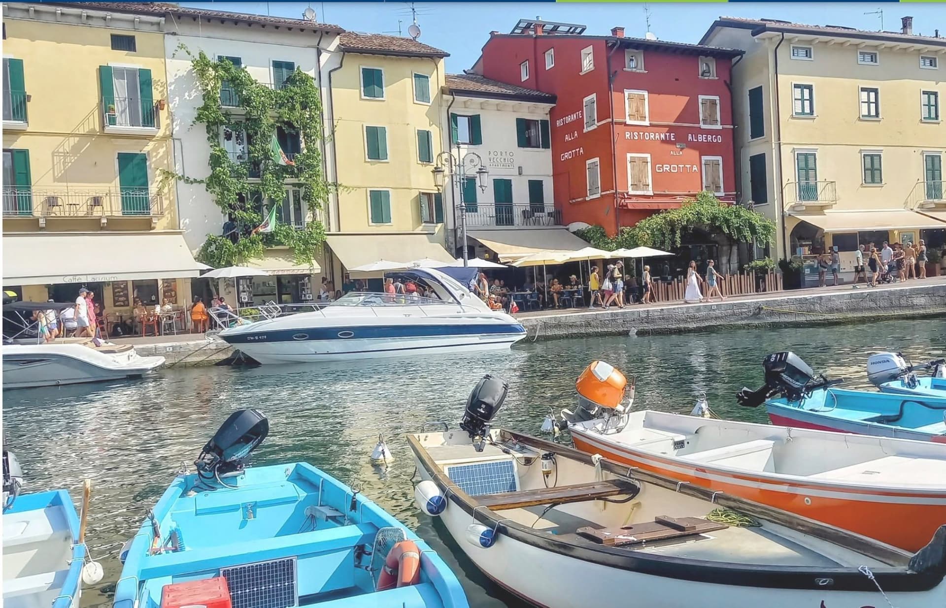 Historic Towns and Wine Regions