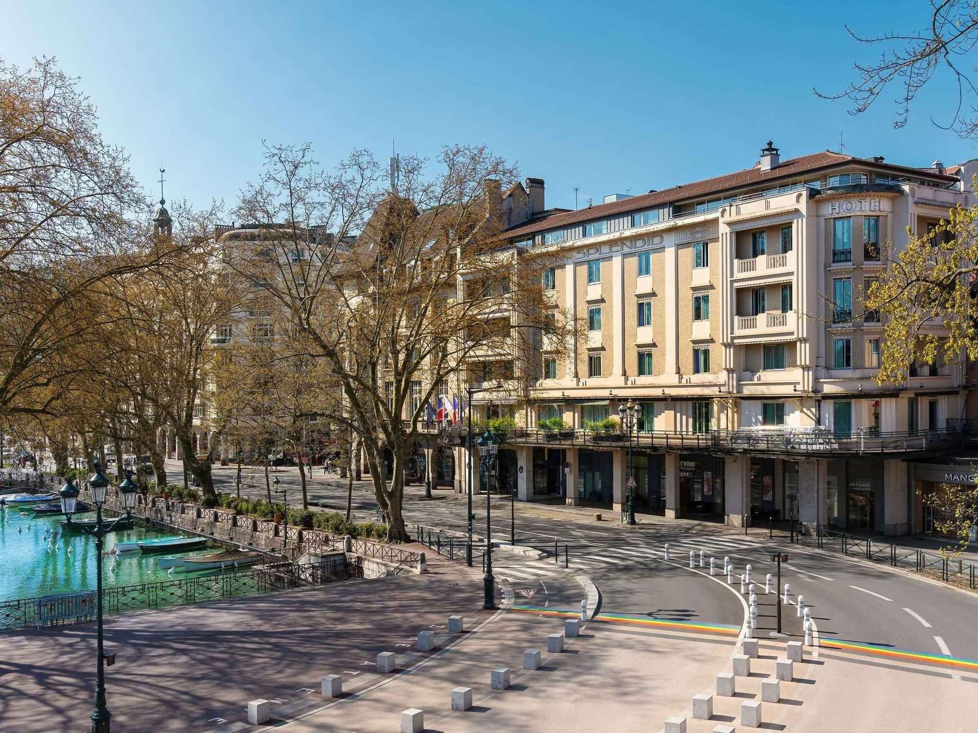 Splendid Hotel Lac d'Annecy (4 Star)