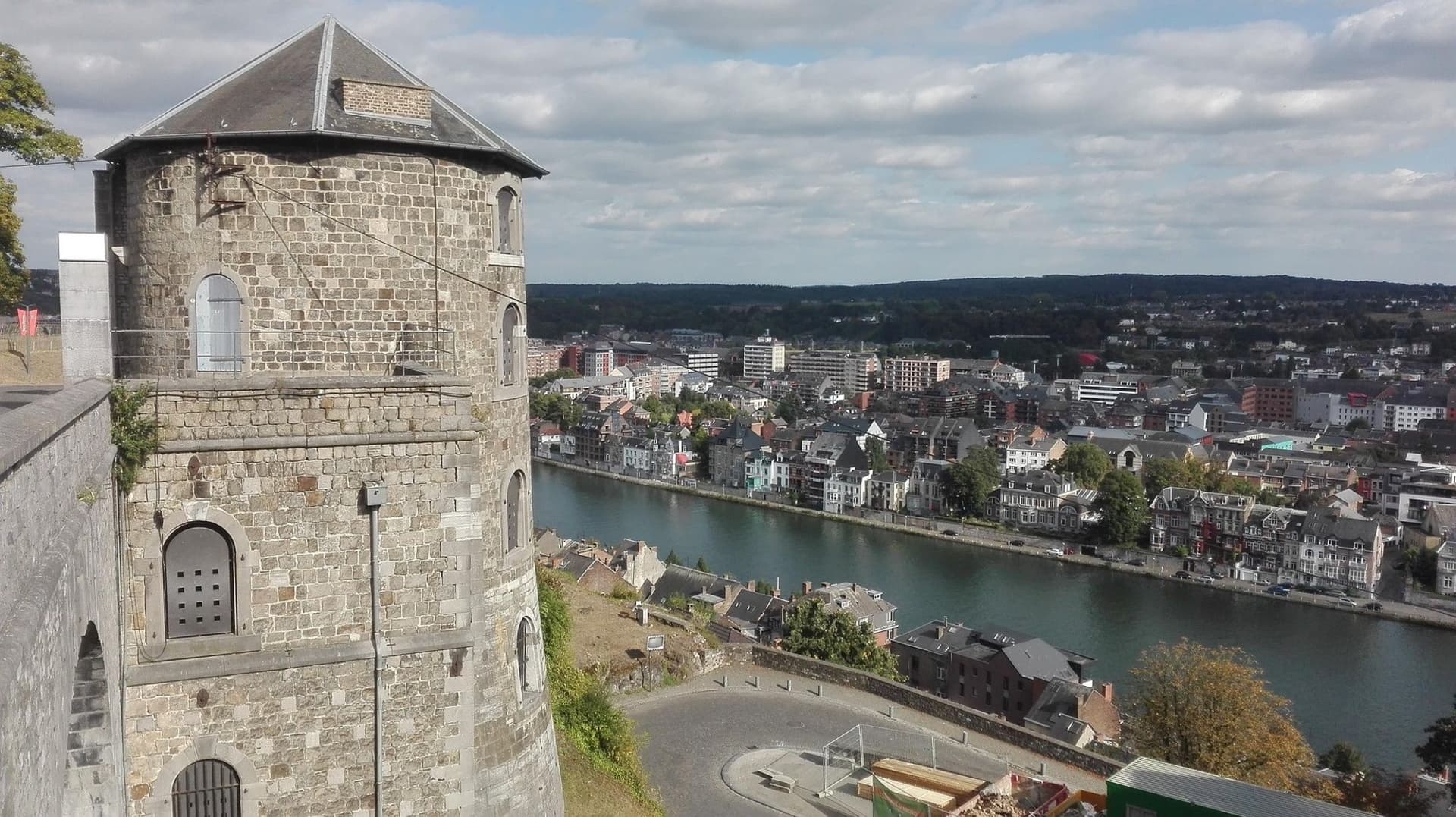 Historic Towns, Castles, and Cultural Landmarks