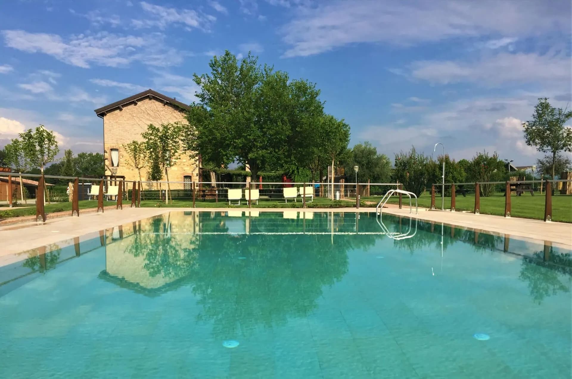  Agriturismo La Razza