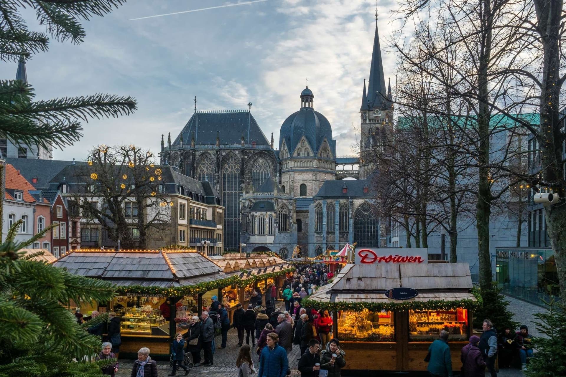 Aachen to Maastricht Three Countries Easygoing Bike Tour