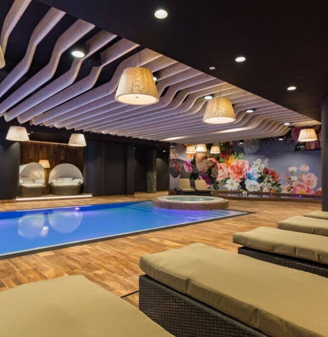 Relax in Spa Towns and Wellness Hotels