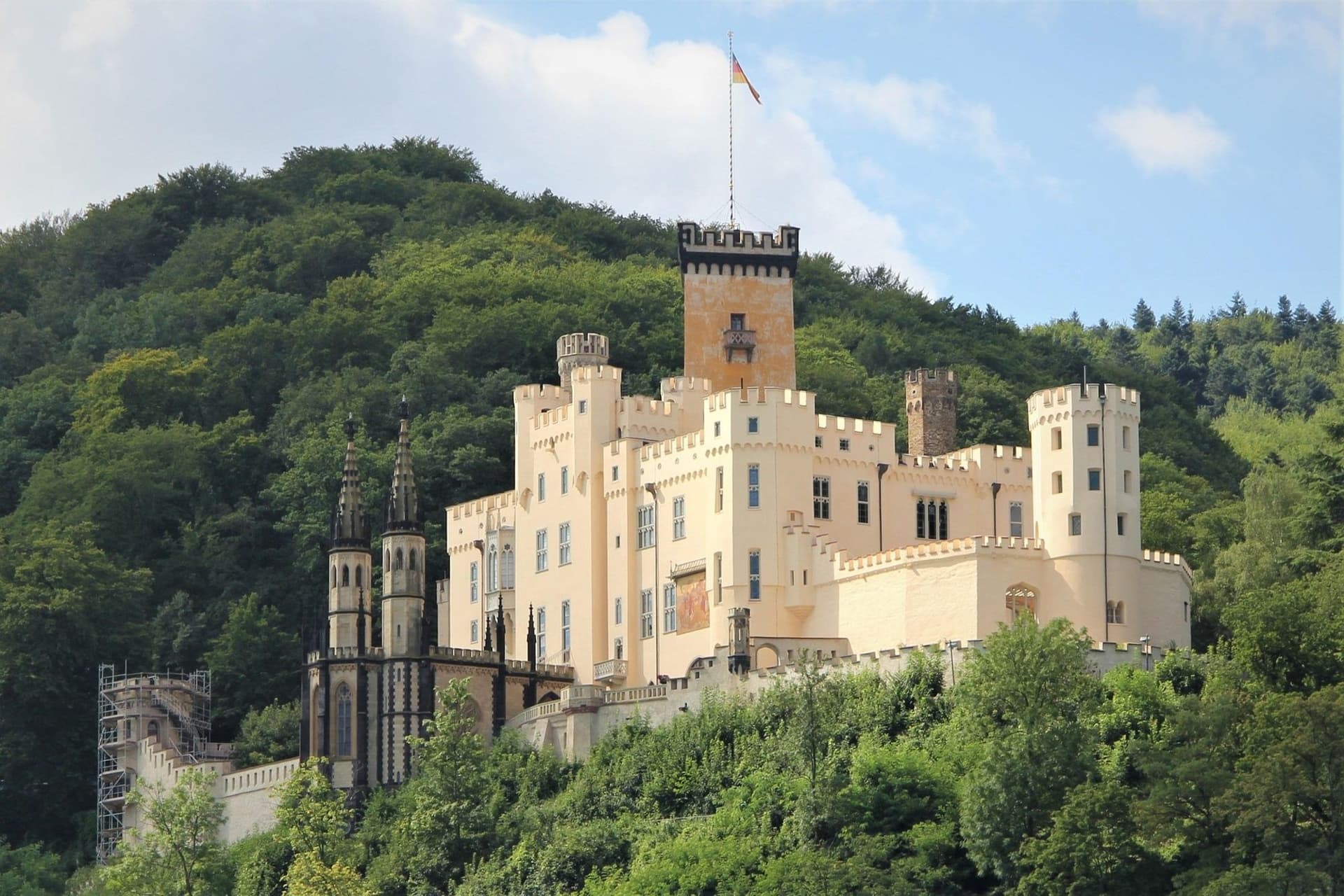 Castles and Historic Towns