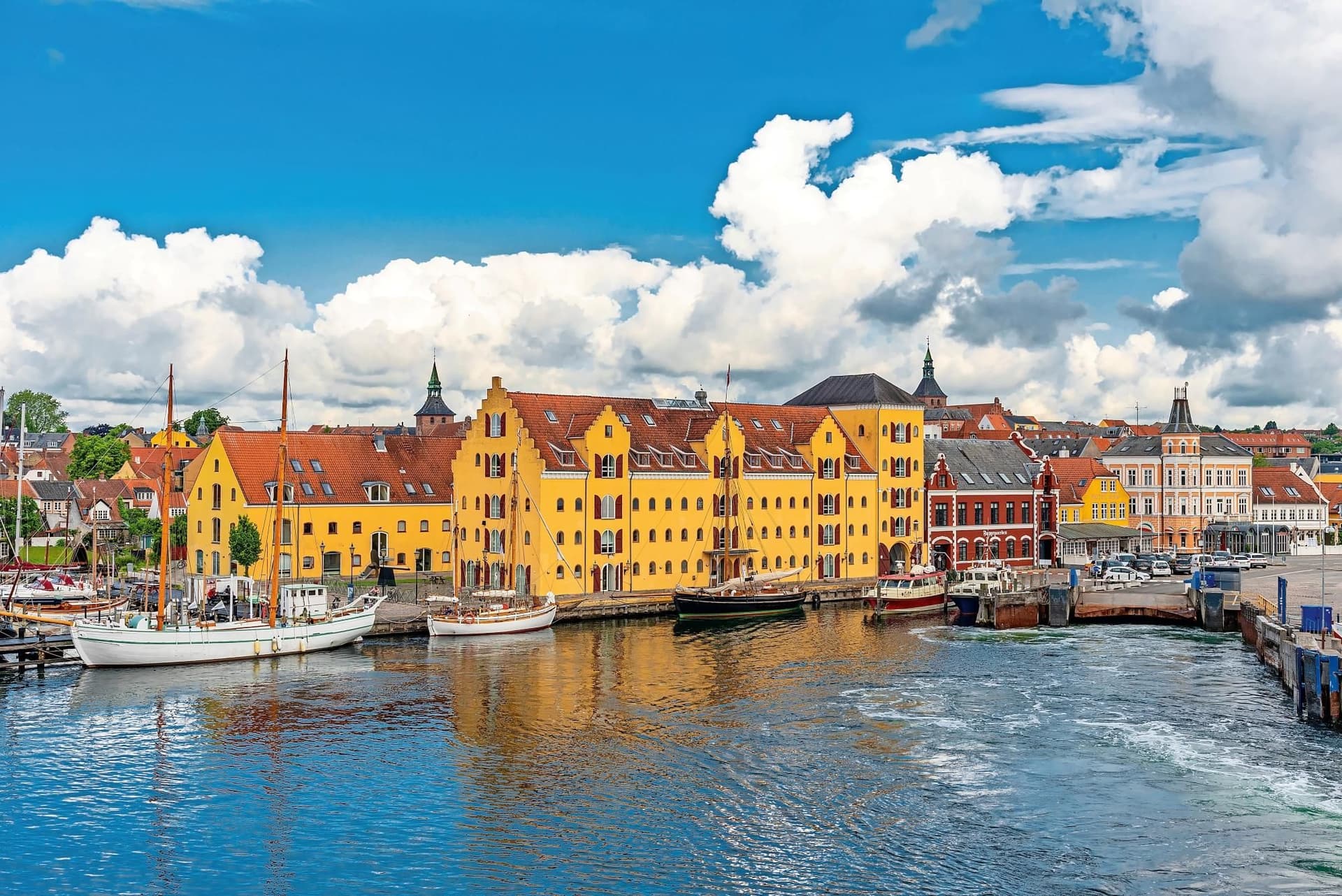Historic Towns and Architecture