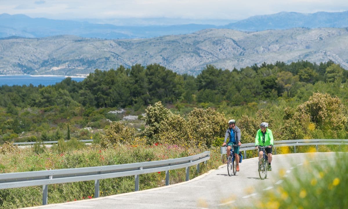 Southern Dalmatia E-Bike and Boat Tour