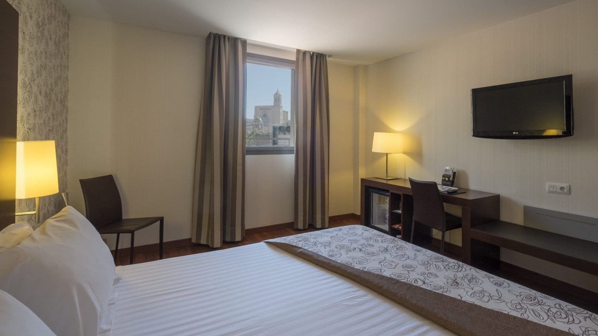  Hotel Gran Ultonia Girona (4-Star)