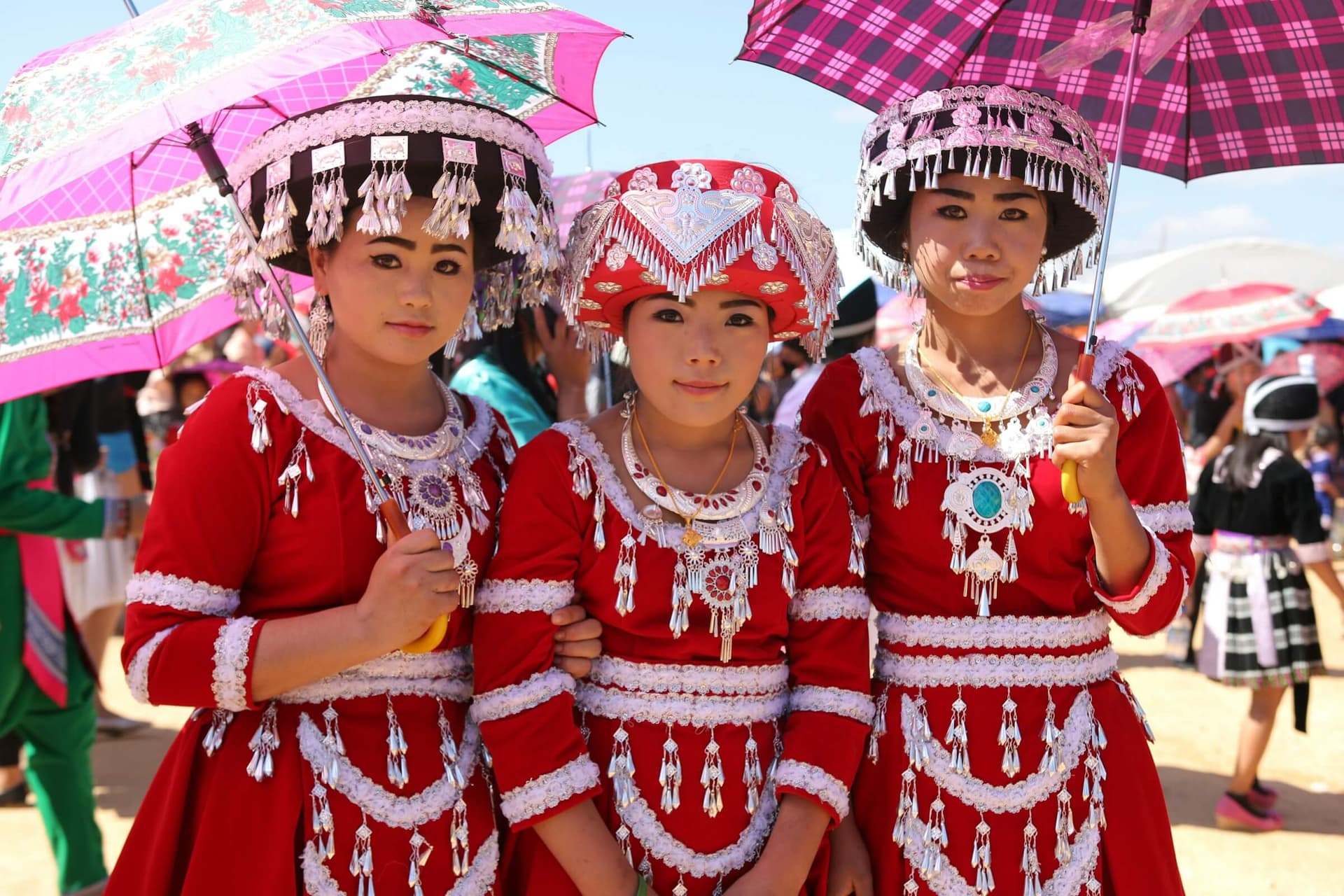 Experience the culture of the H'mong tribals