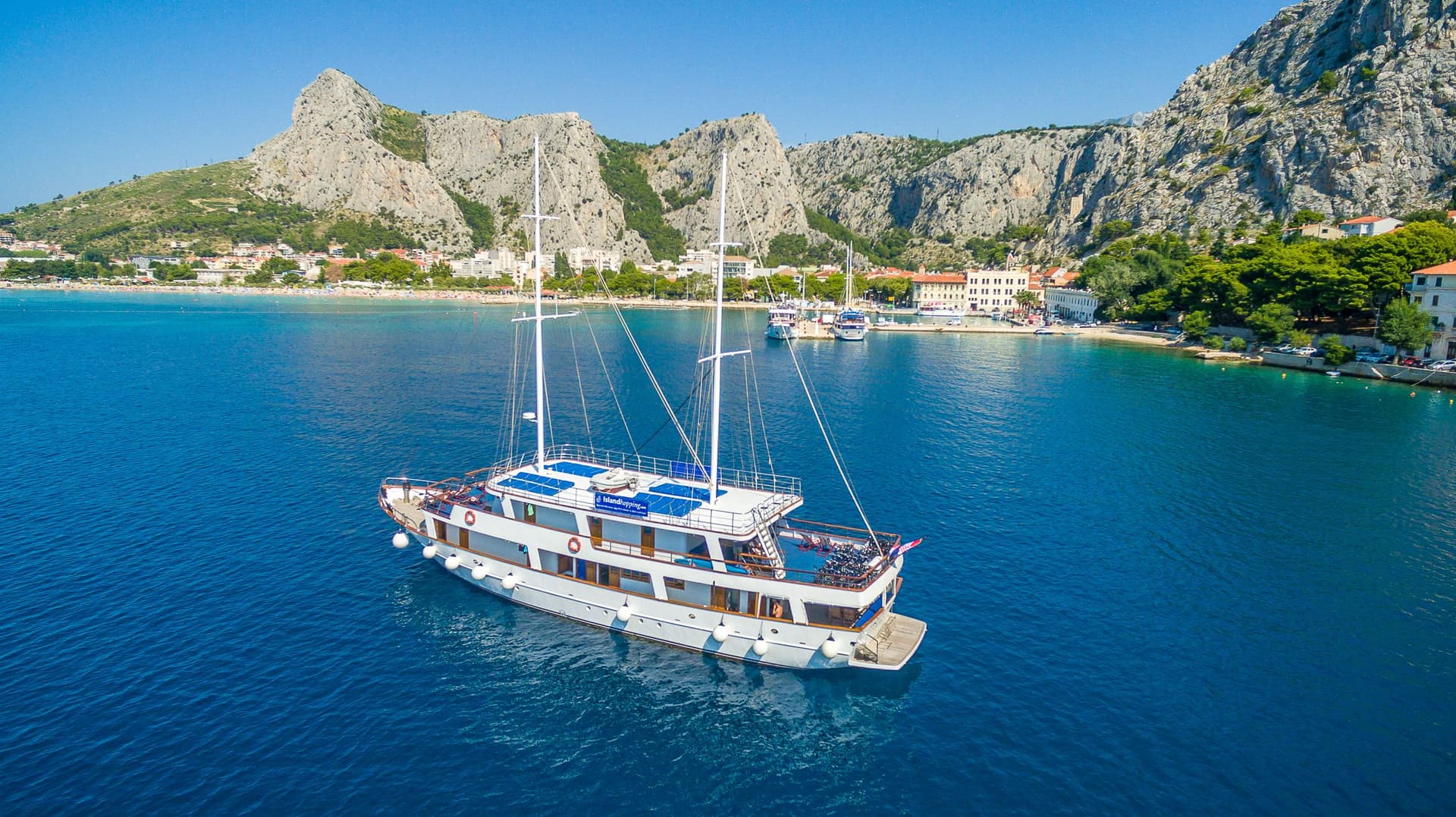 A Classic Yacht with Character & Maritime Heritage