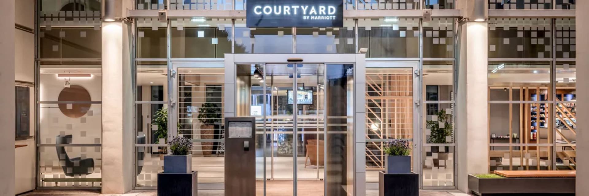 Hotel Courtyard by Marriott (4-star)