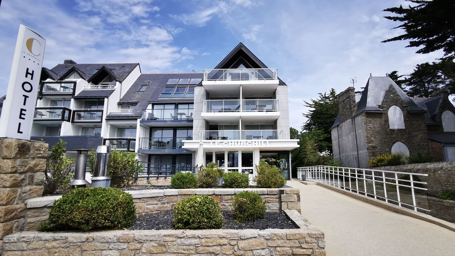 Hôtel Le Churchill (4 star)