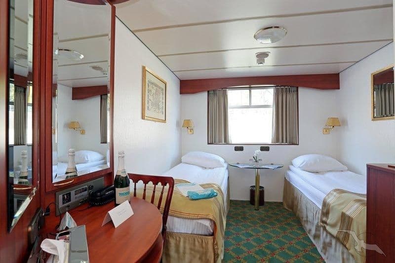 Comfortable Outside Cabins