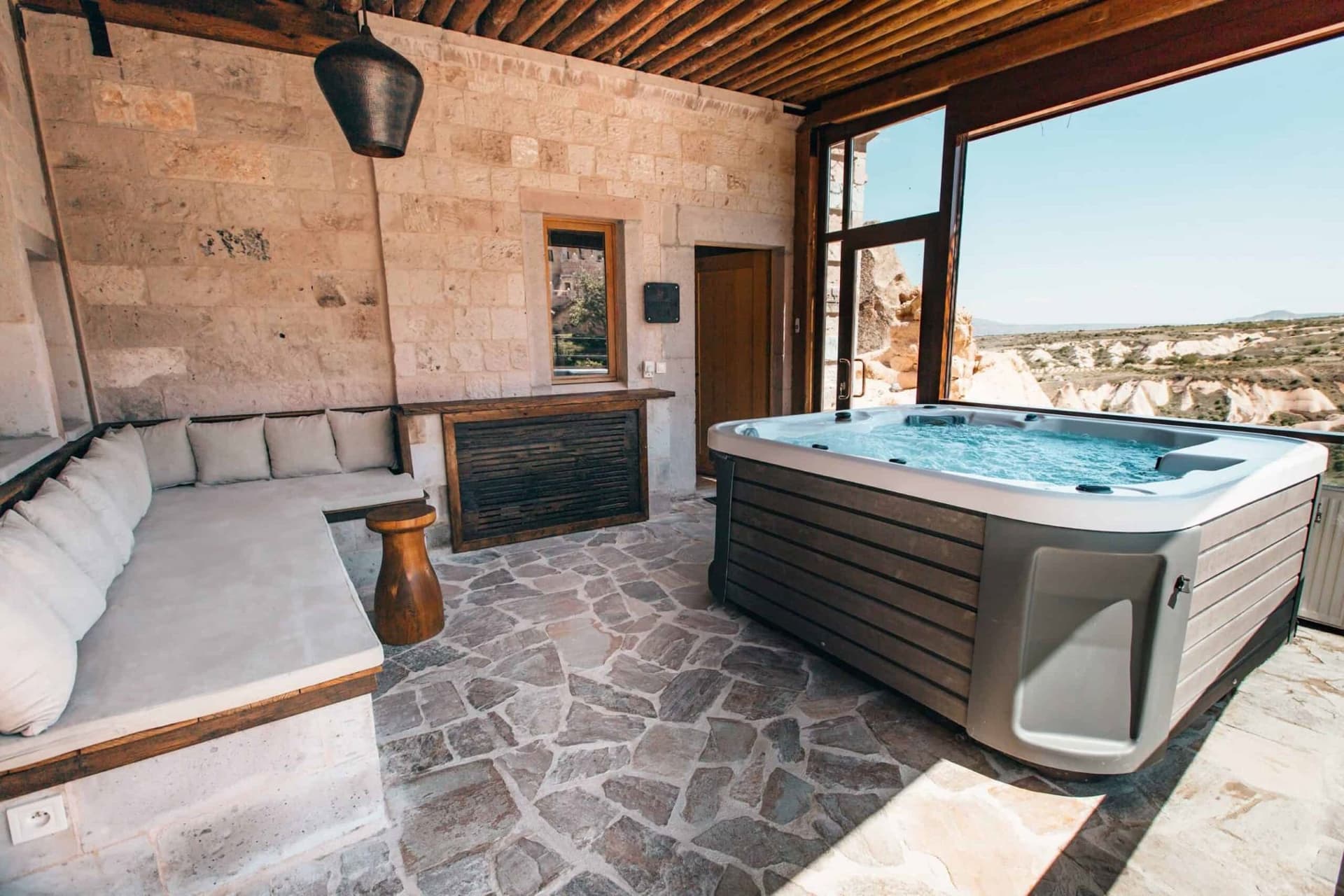 Millstone Cave Suites (4-Star)
