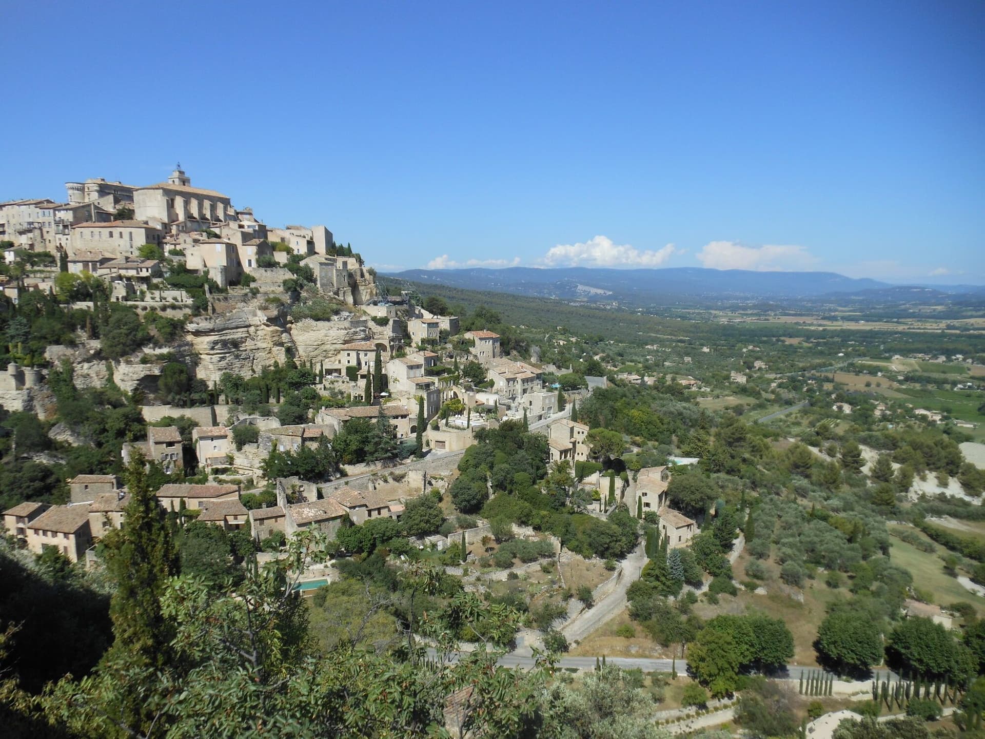 Ride Through the Beautiful Village of Luberon