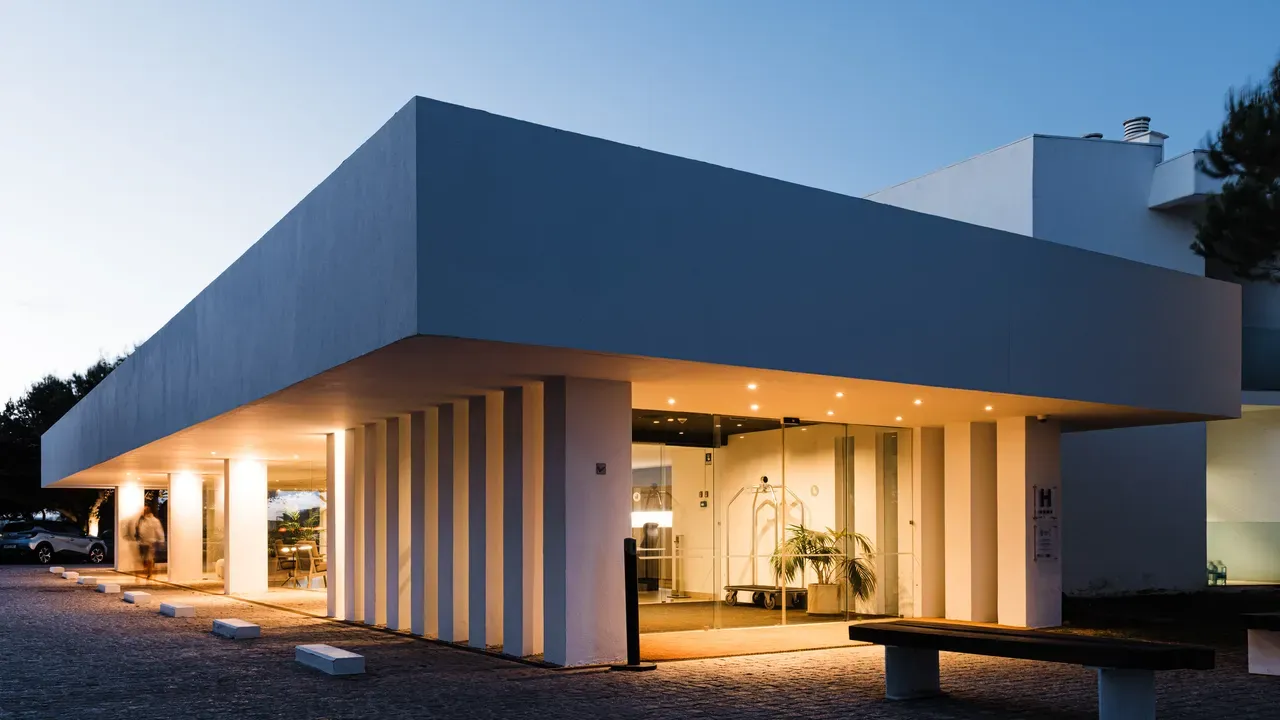 Memmo Baleeira Hotel