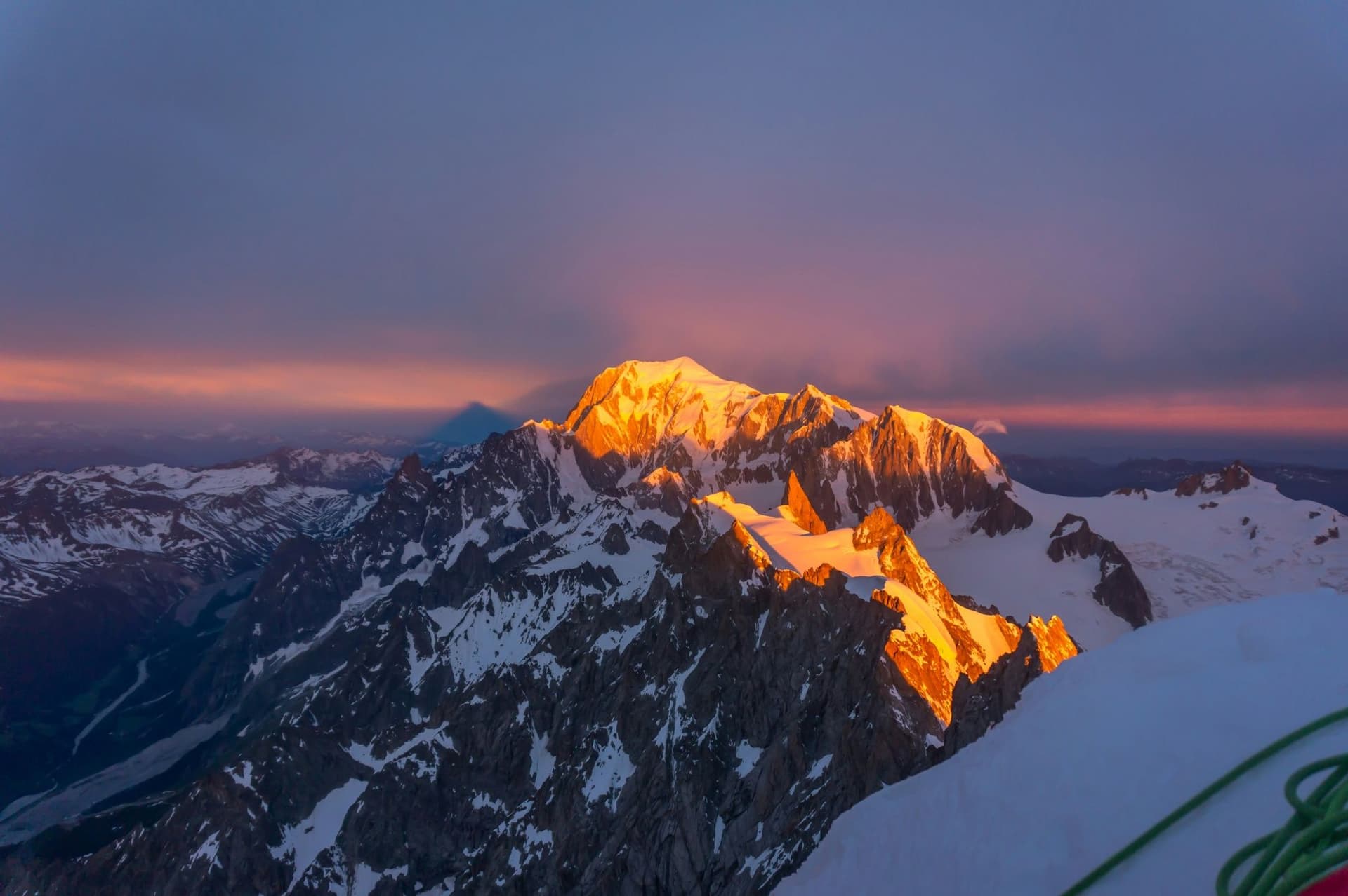 Boutique hiking & walking tours in Mont Blanc