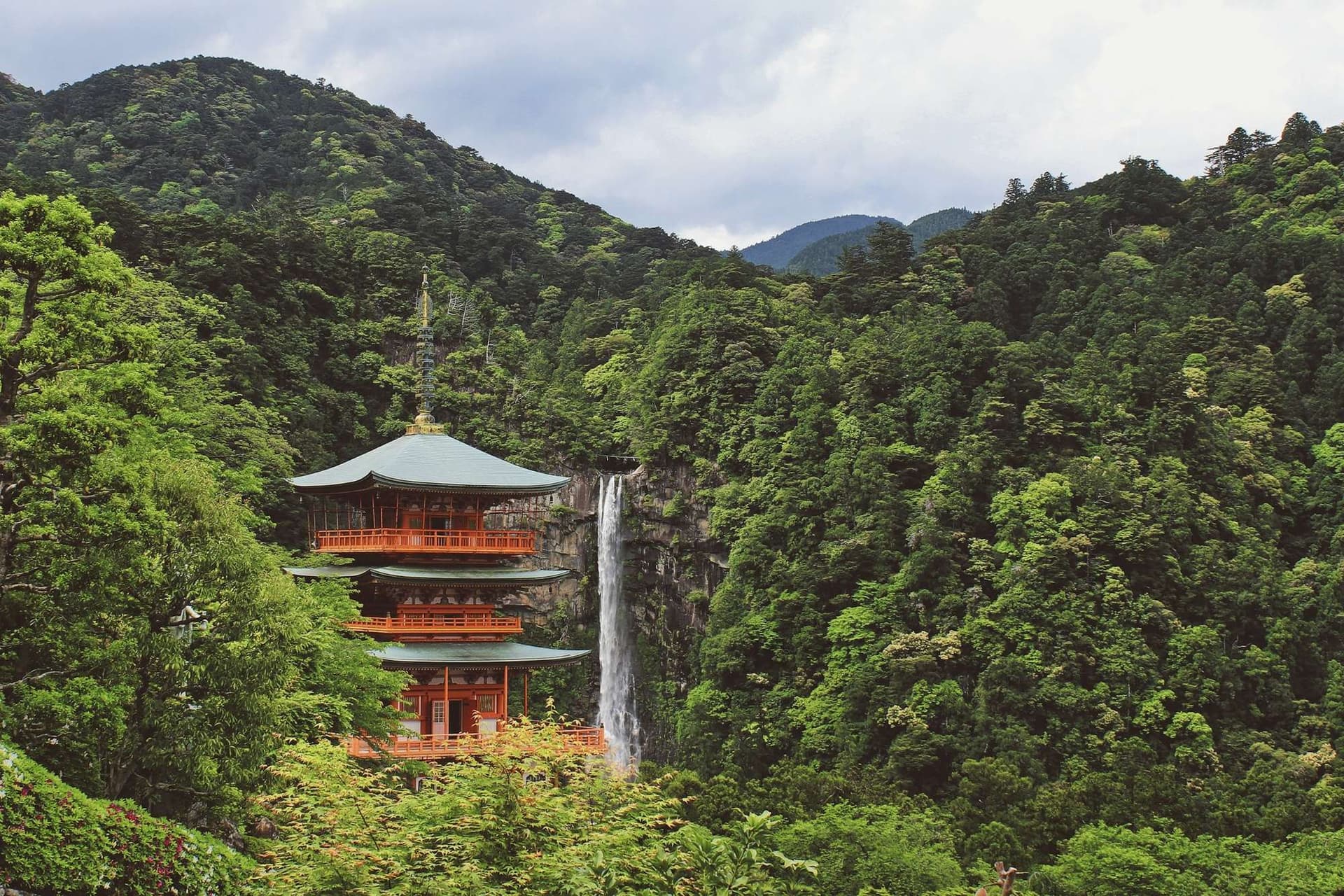 Nachi Falls & Sacred Shrines