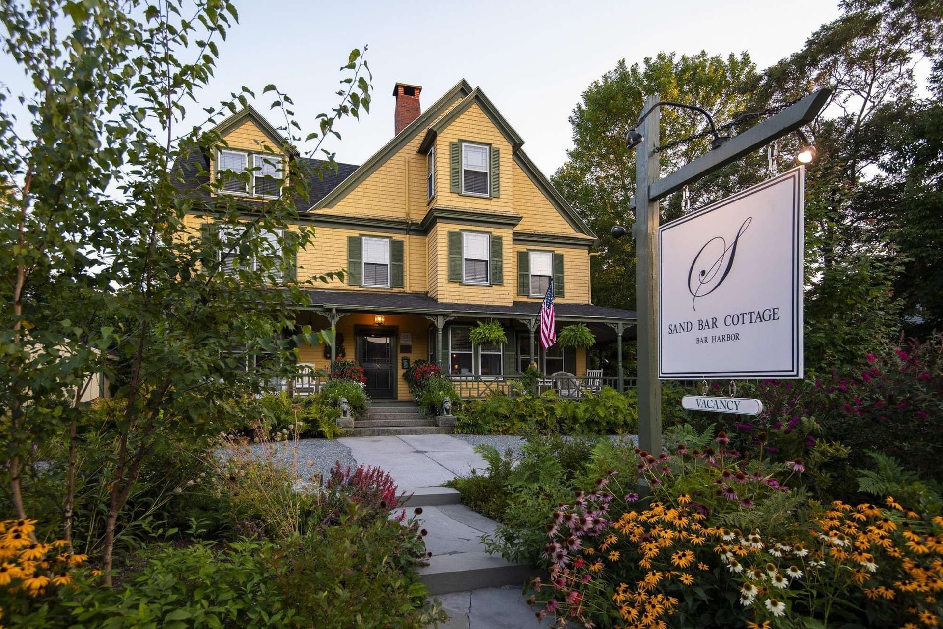 The Sand Bar Cottage Inn