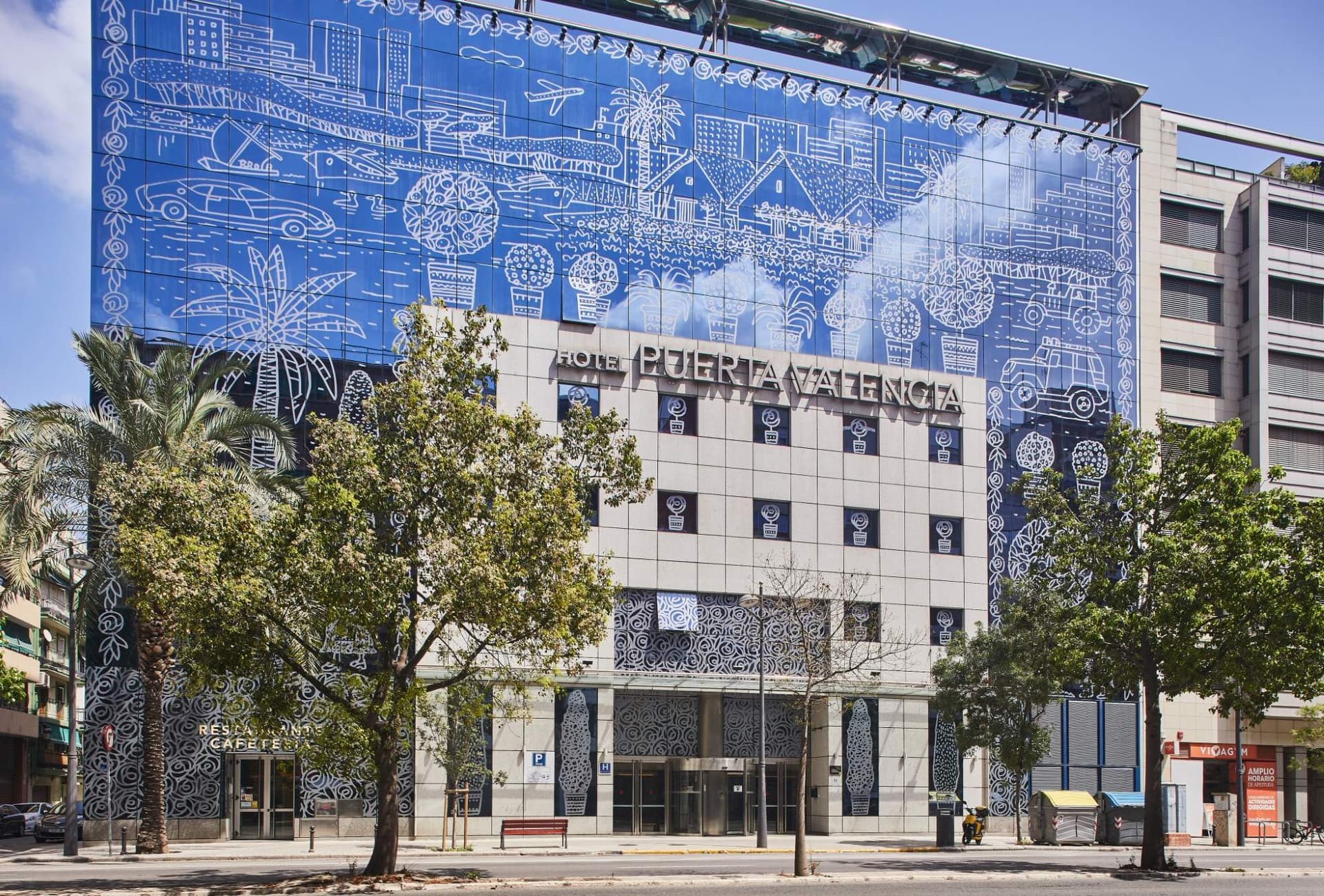 Hotel Silken Puerta de Valencia (4-star)