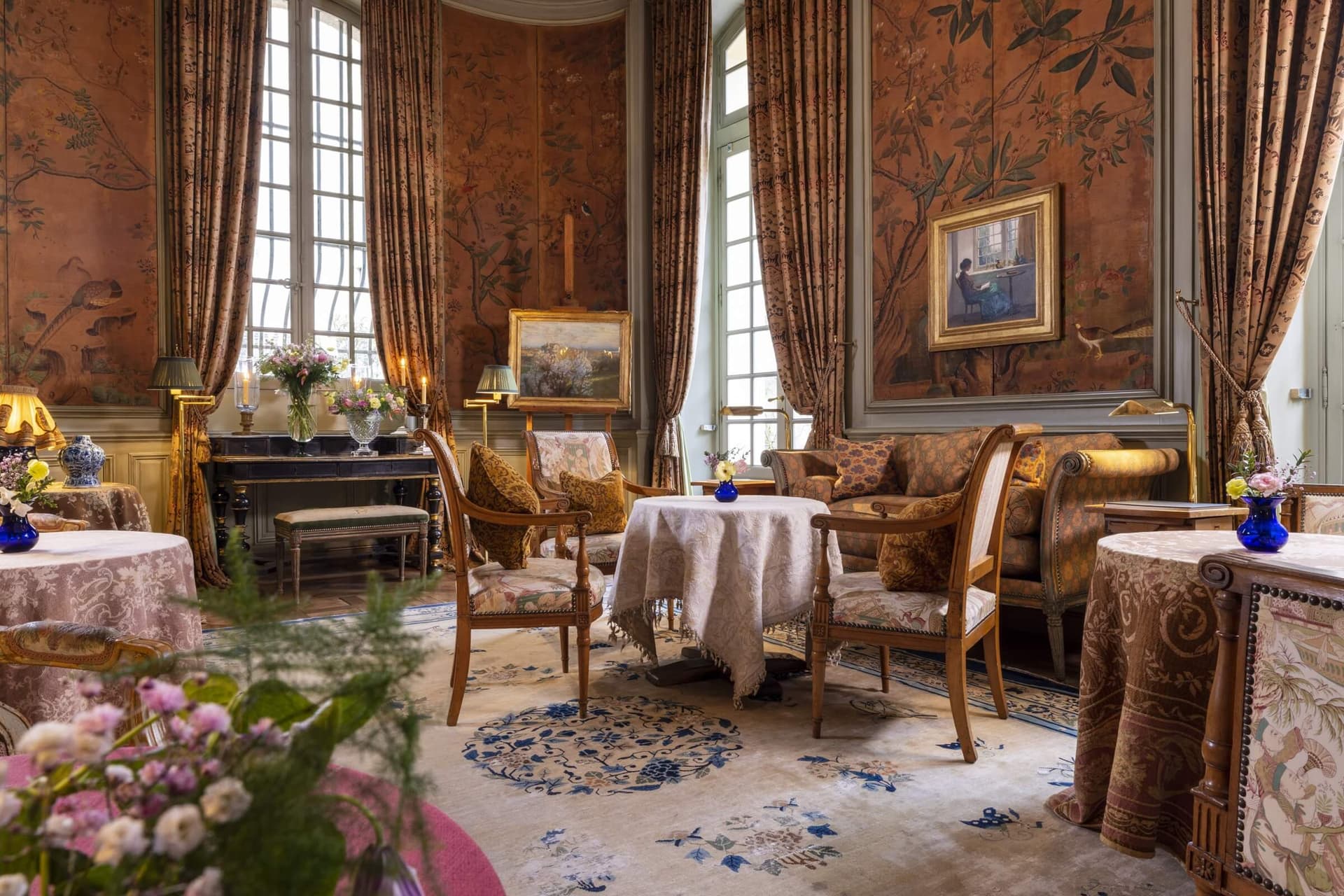Stay in the Finest Luxury Hotels