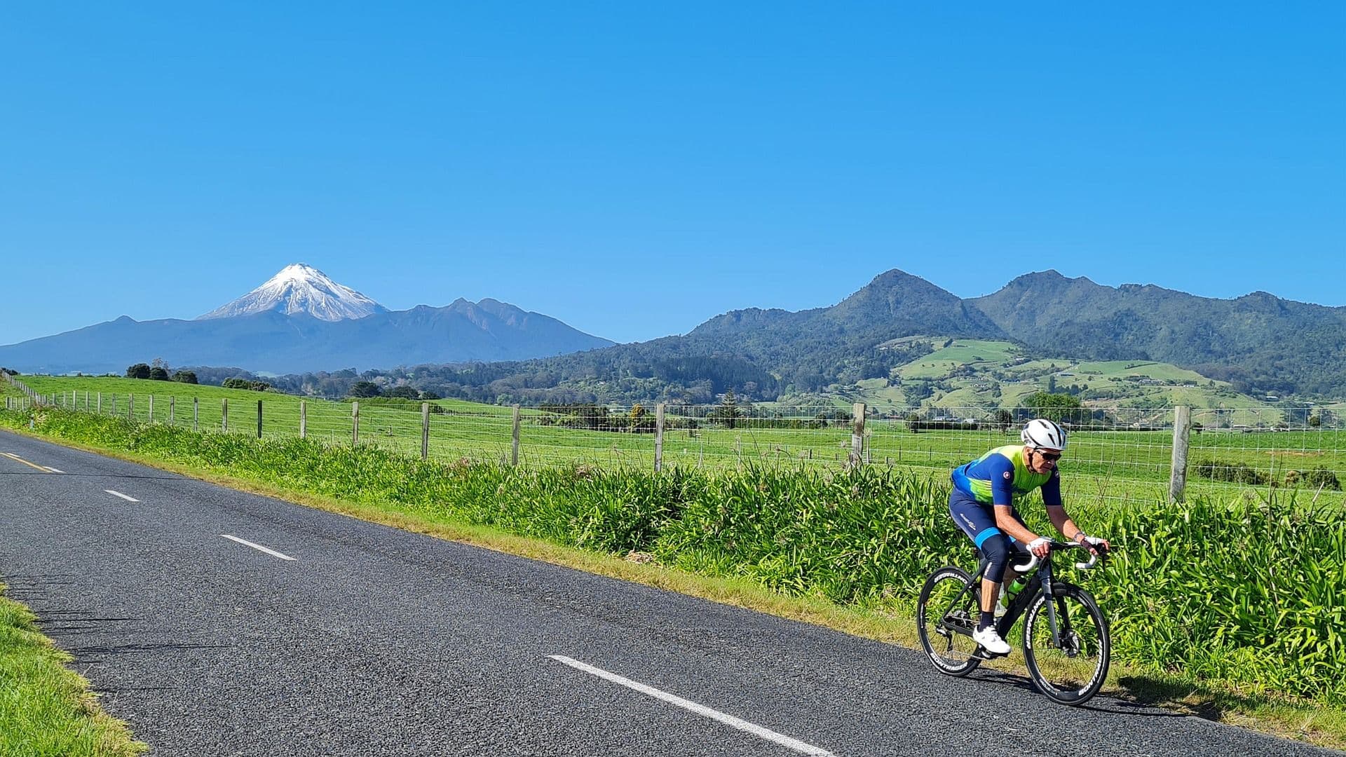 Picture for The Complete Guide to Cycling New Zealand article