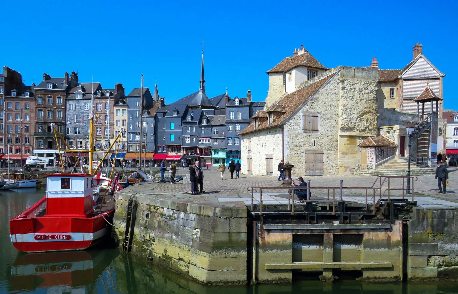 Picture for The Complete Guide To Cycling Normandy article