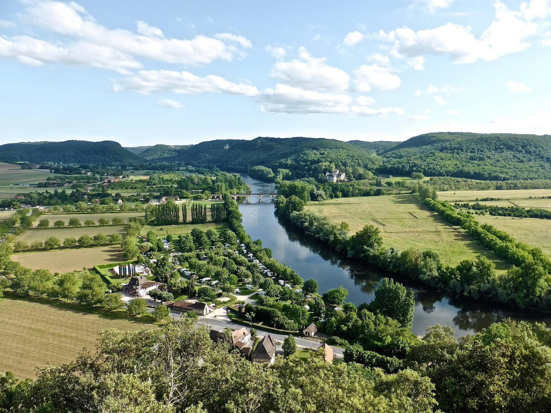 Dordogne & Vézère Rivers – Scenic Waterways and Outdoor Adventure