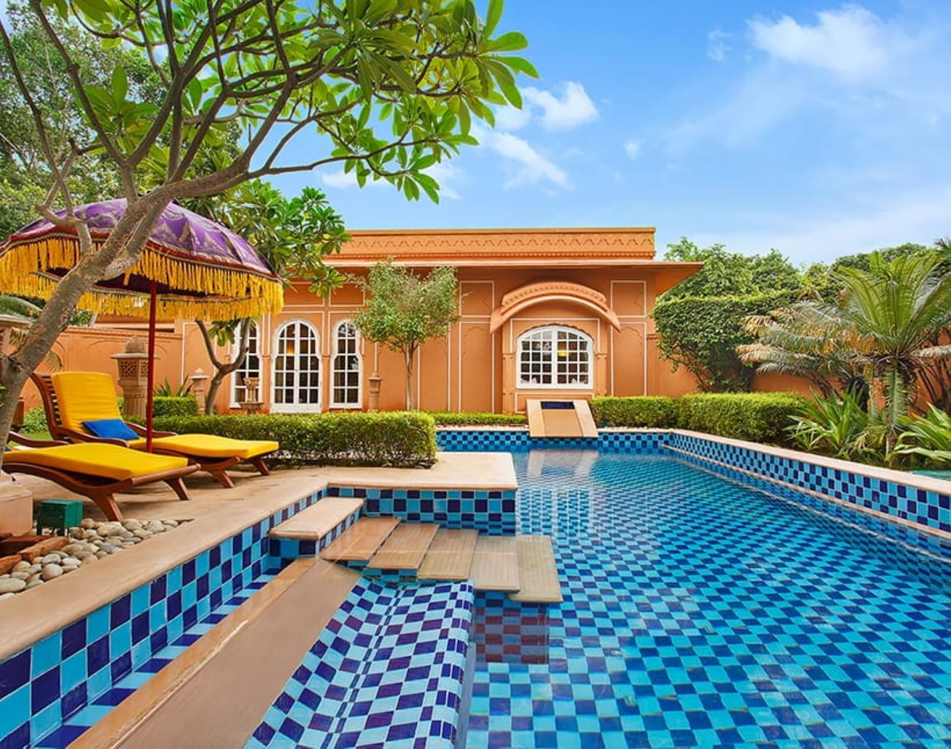The Oberoi Rajvilas (5-star)