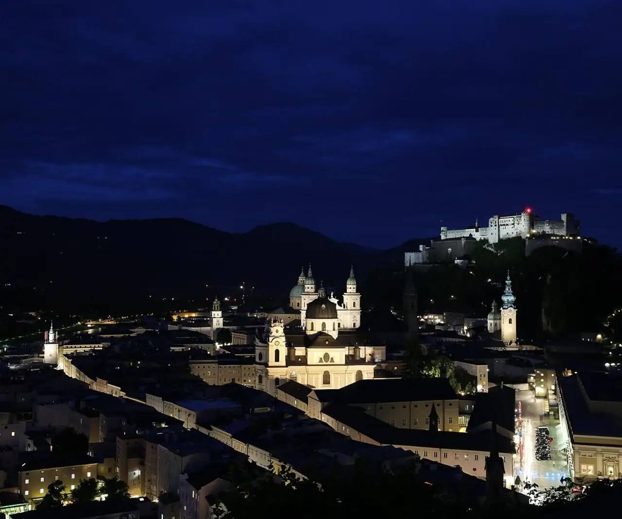 monch habsburg castle 2207656_1280