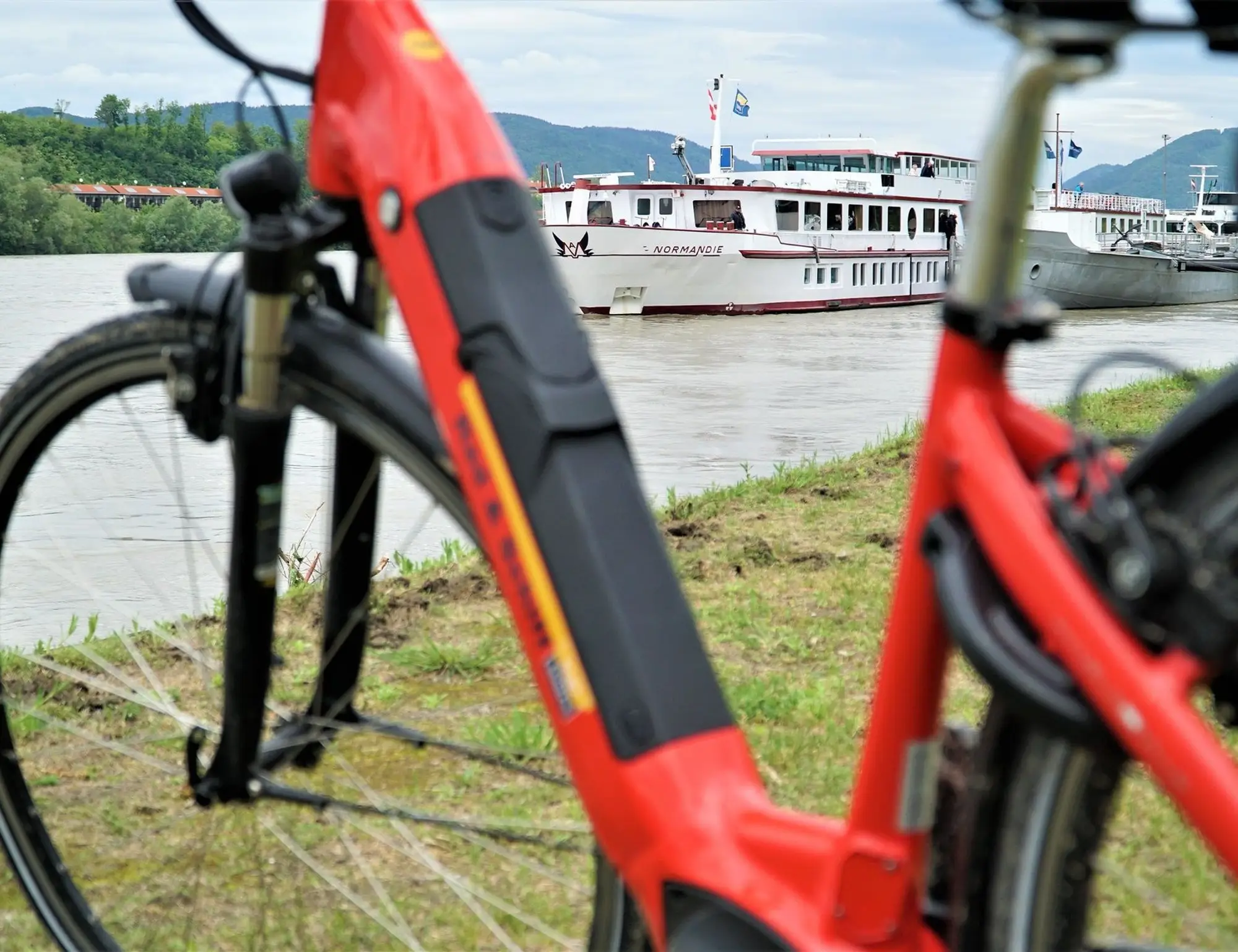 Saarburg to Koblenz Moselle Cycle Path Bike and Barge Tour