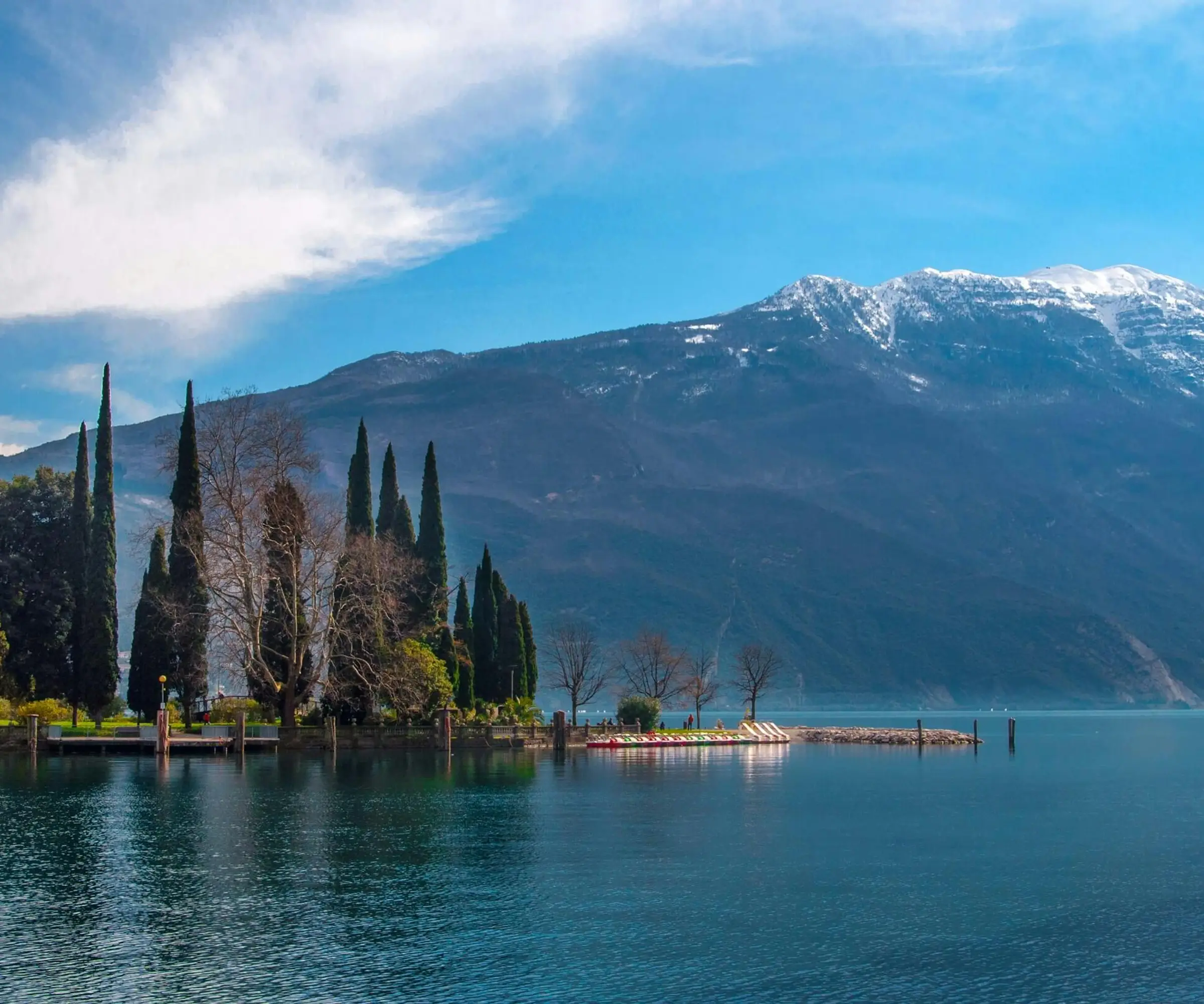 lake garda_unsplash