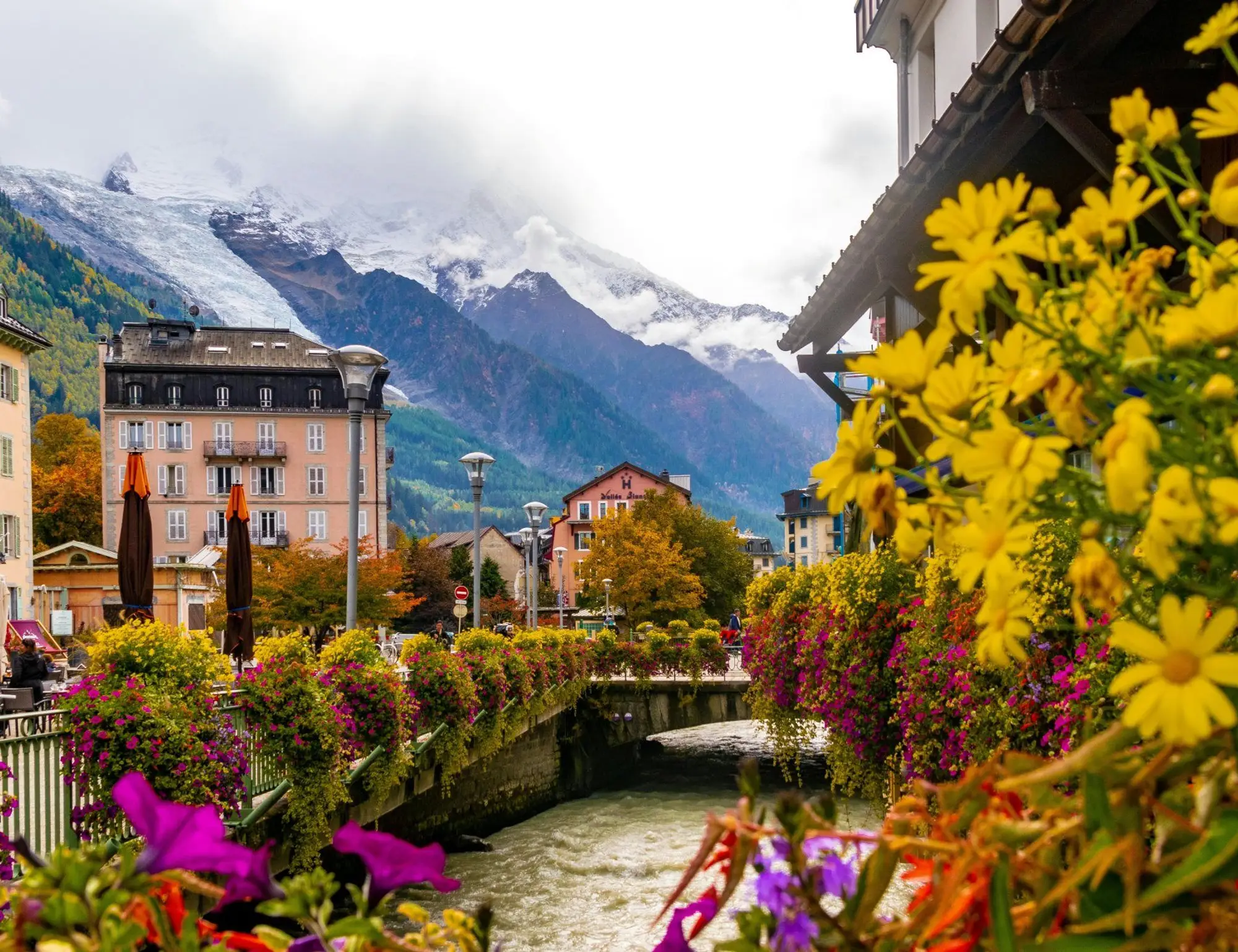Mont Blanc West Hiking Tour