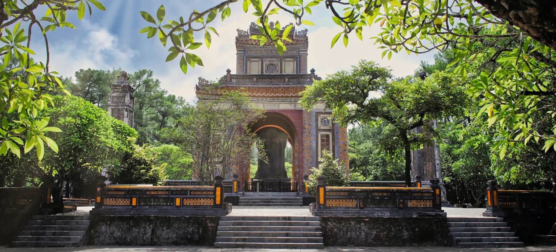 vietnam hue1 (1)