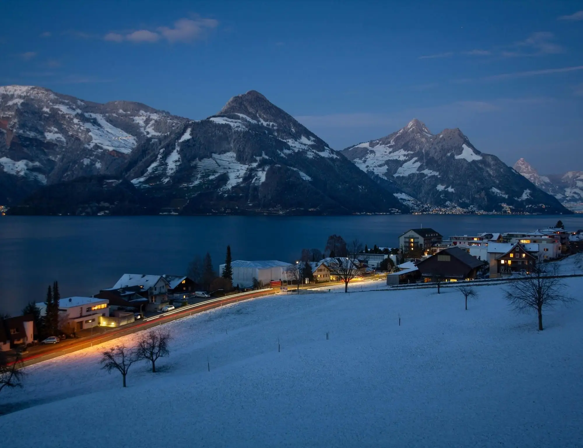 Switzerland's Three Lakes Loop Bike Tour