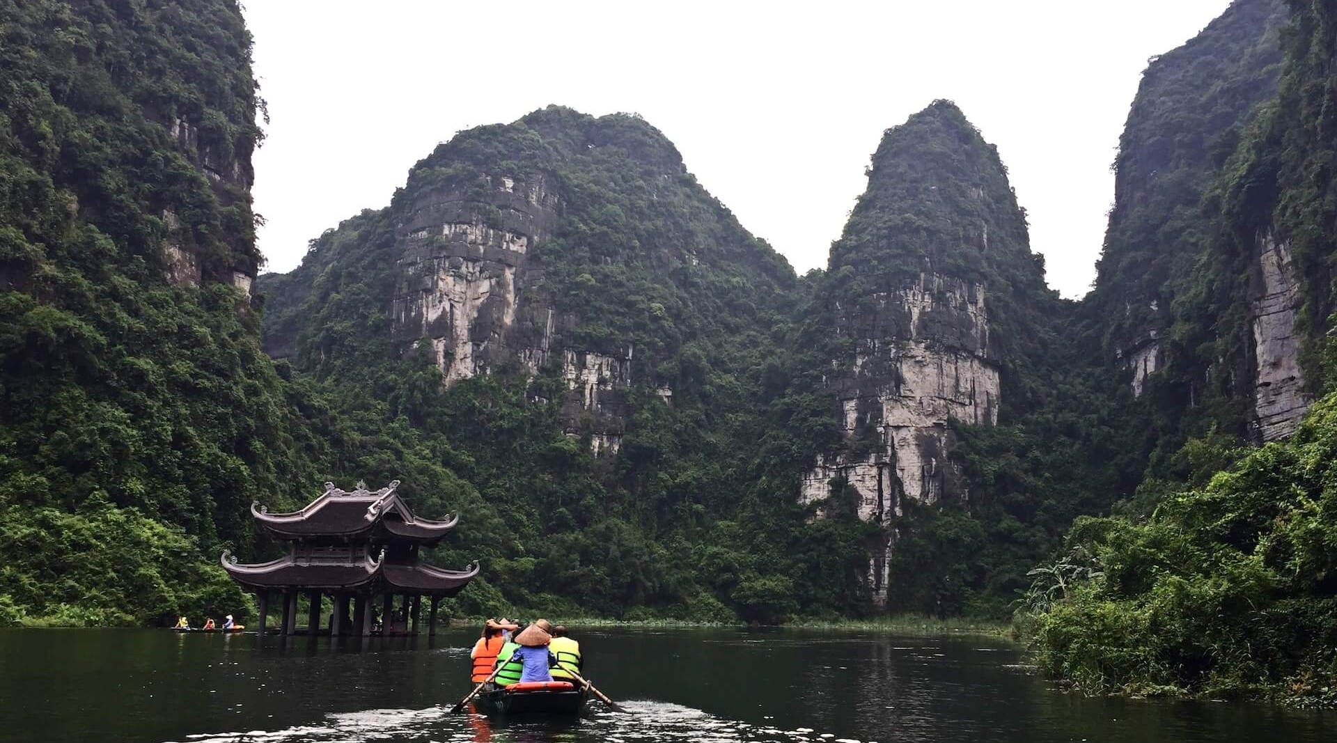 Vietnam NinhBinh Trang (1)