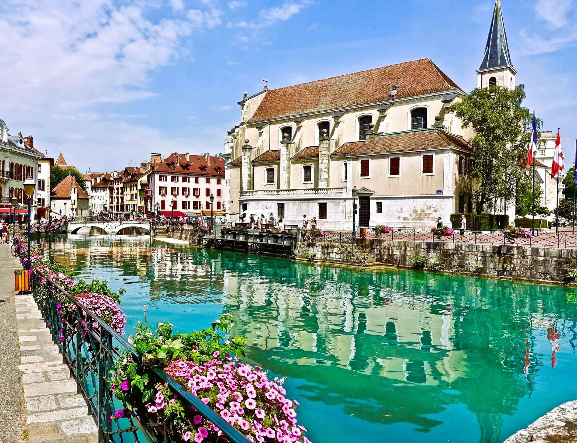 Geneva to Annecy Three Lakes Bike Tour