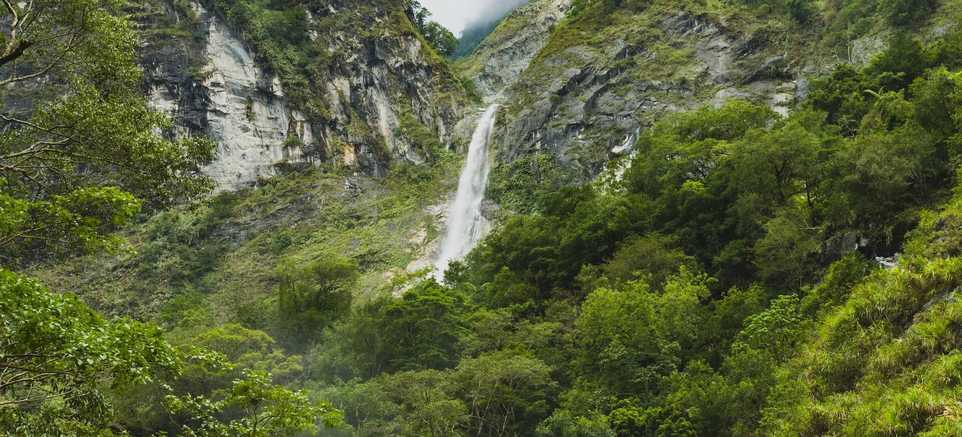 taroko waterfall taiwan