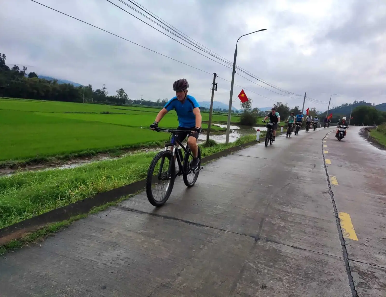 Enthralling Coastal Vietnam Bike Tour
