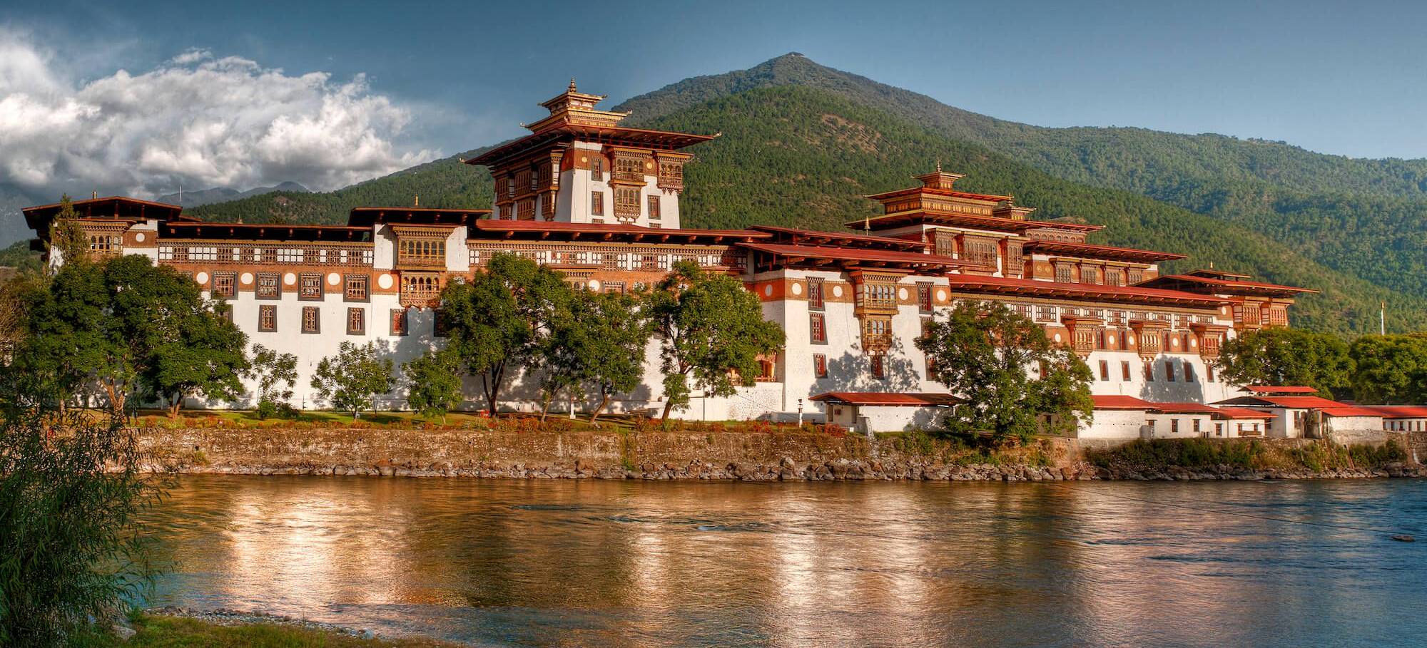 bhutan bike tour 3